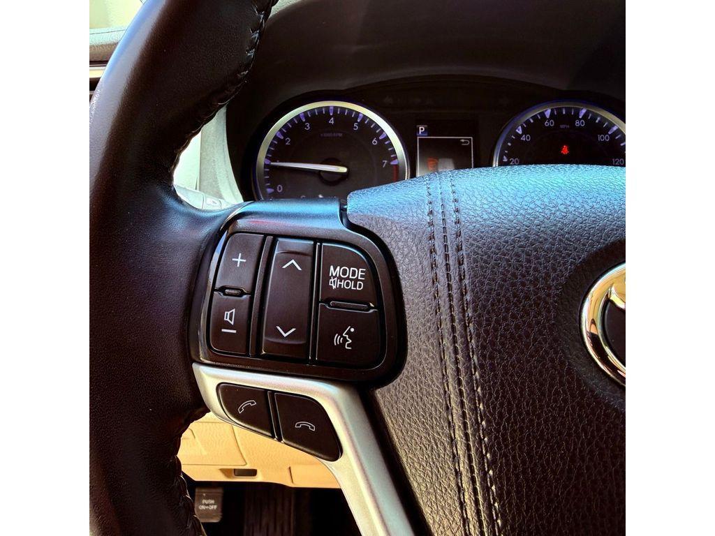used 2019 Toyota Highlander car, priced at $18,616