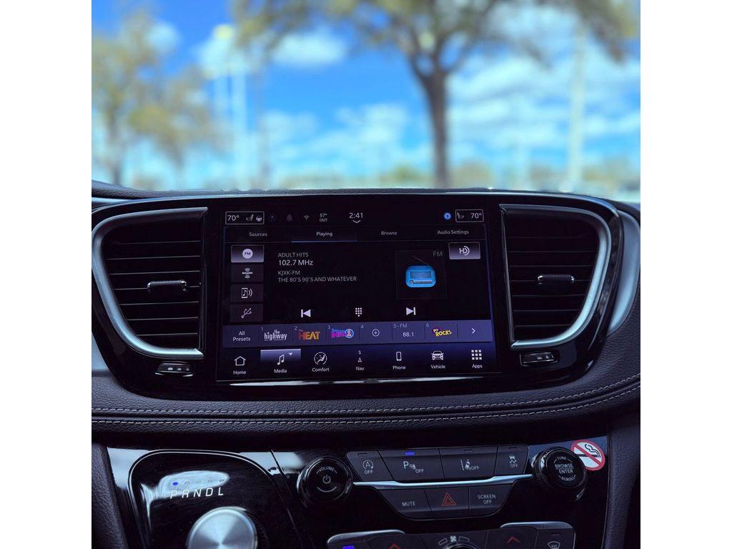 used 2025 Chrysler Pacifica car, priced at $31,088
