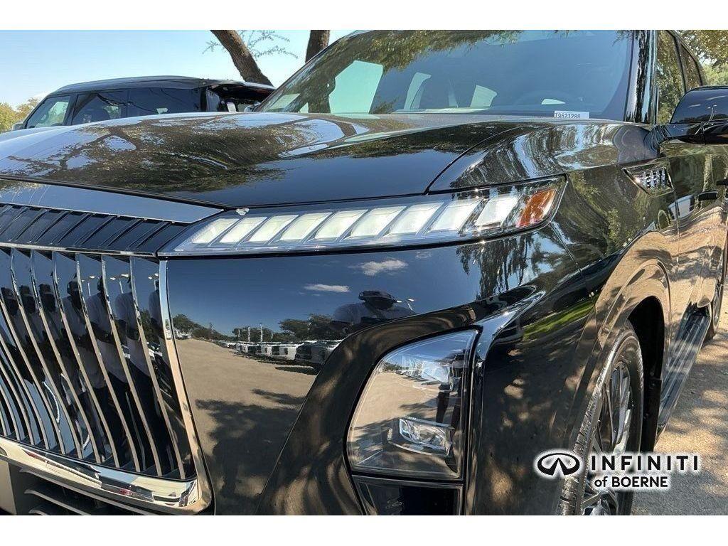 new 2026 INFINITI QX80 car, priced at $114,000