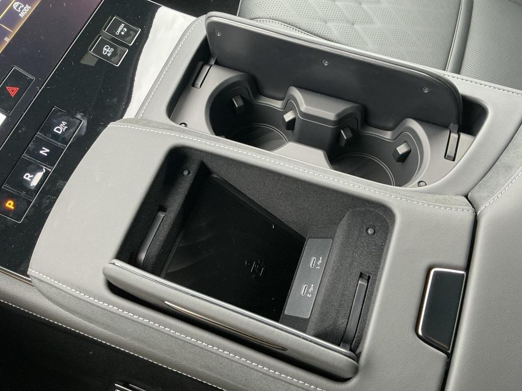 new 2026 INFINITI QX80 car, priced at $104,860