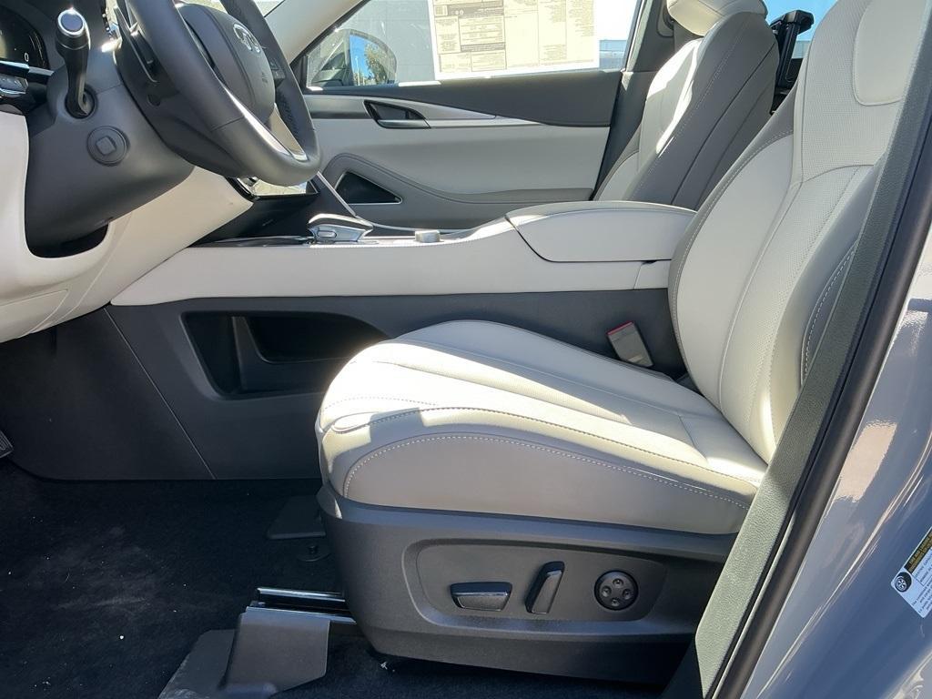 new 2026 INFINITI QX60 car, priced at $58,247