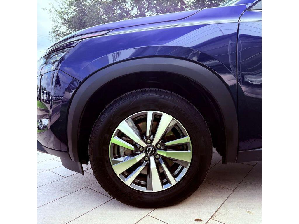 used 2025 Nissan Pathfinder car, priced at $33,817