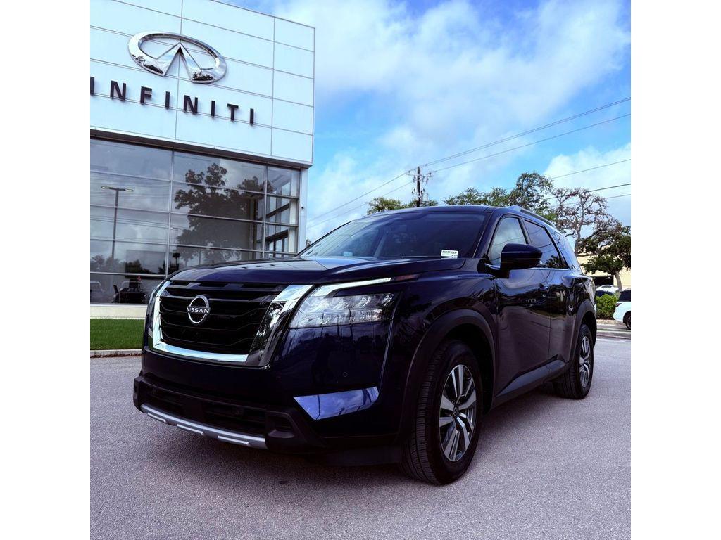 used 2025 Nissan Pathfinder car, priced at $33,817