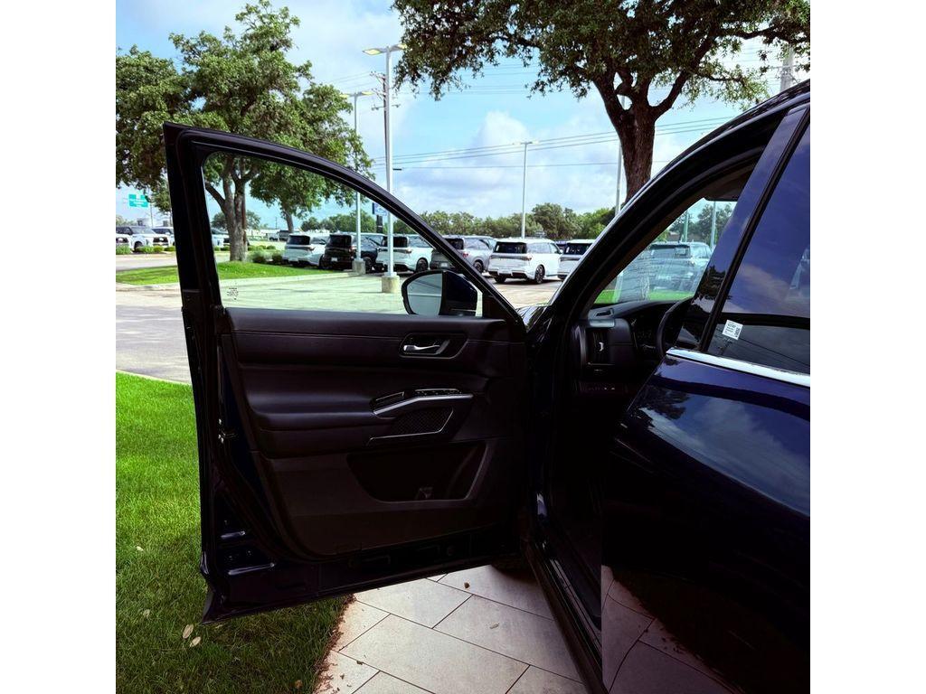 used 2025 Nissan Pathfinder car, priced at $33,817