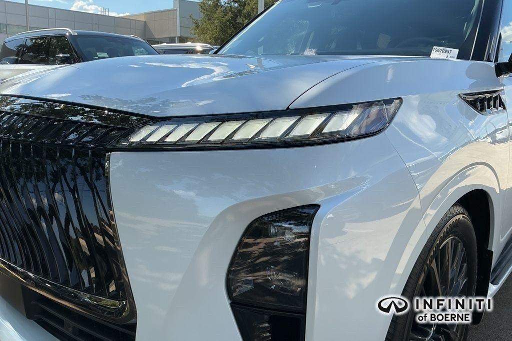 new 2026 INFINITI QX80 car, priced at $109,260