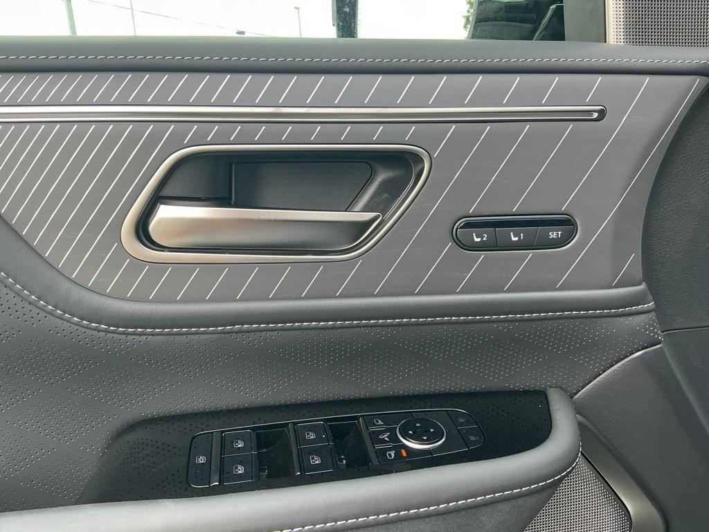 new 2026 INFINITI QX80 car, priced at $111,980