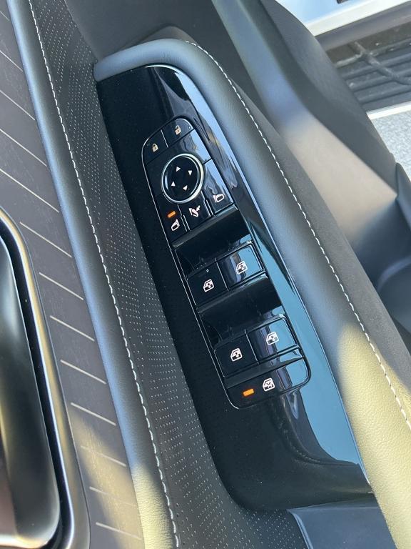 new 2026 INFINITI QX80 car, priced at $105,860