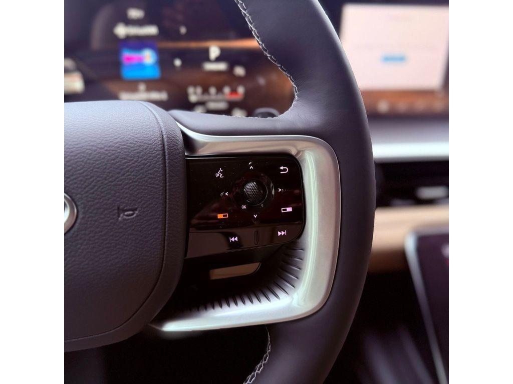 new 2026 INFINITI QX80 car, priced at $80,952