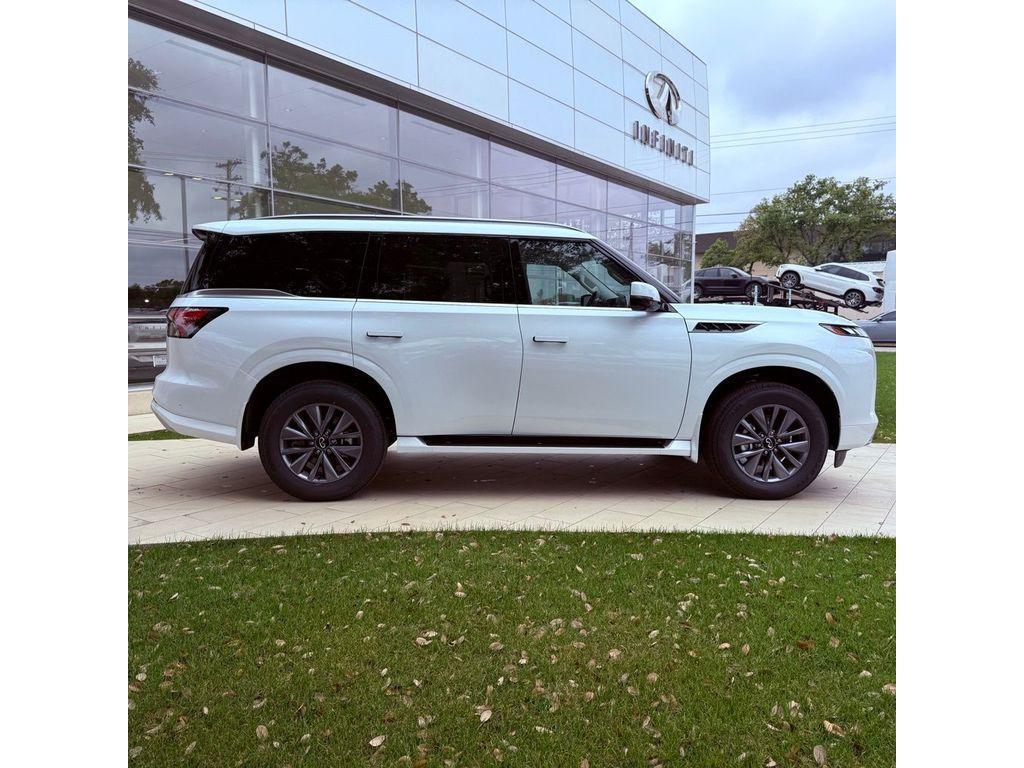 new 2026 INFINITI QX80 car, priced at $80,952