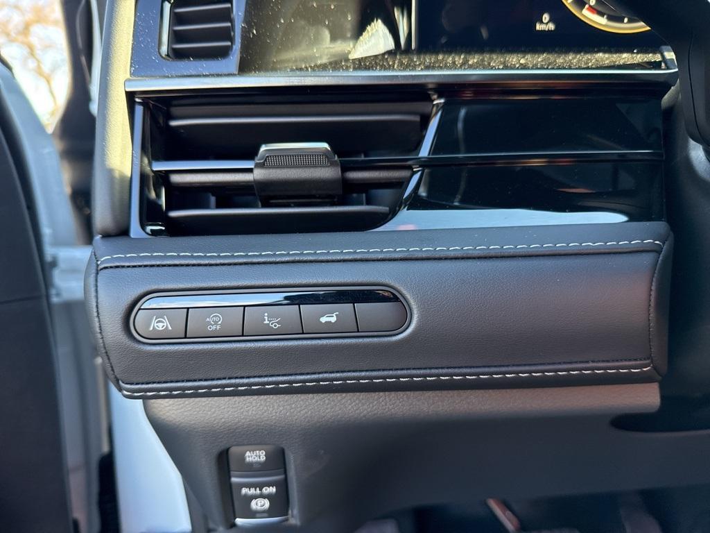 new 2026 INFINITI QX80 car, priced at $103,220