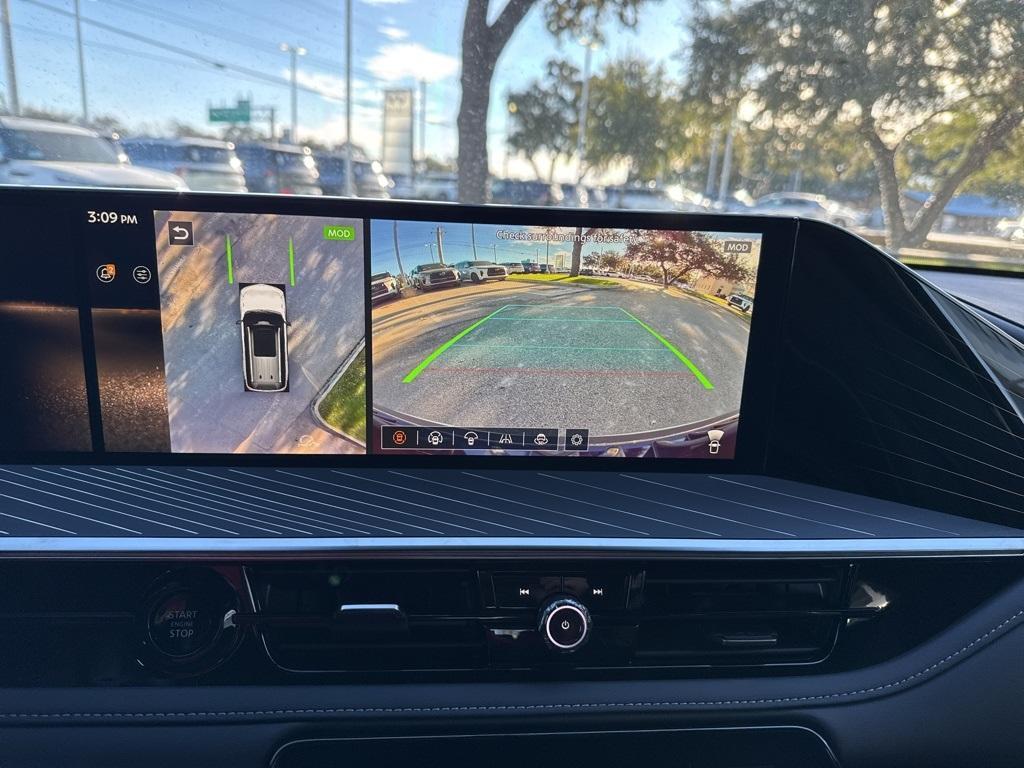 new 2026 INFINITI QX80 car, priced at $103,220