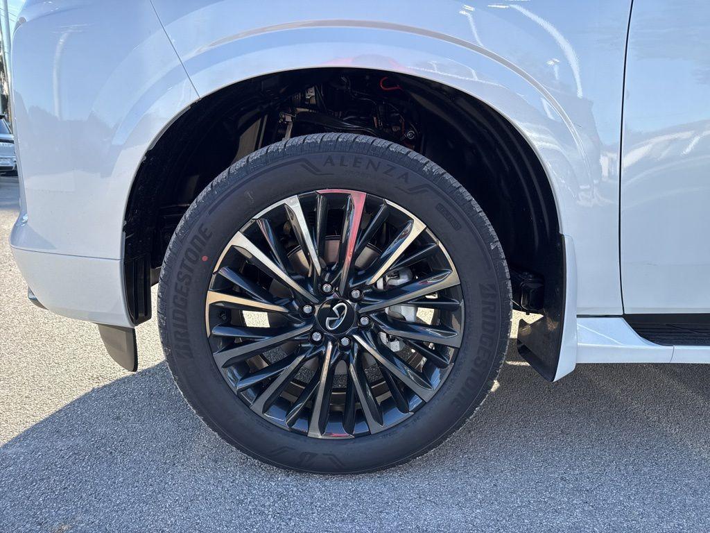 new 2026 INFINITI QX80 car, priced at $102,445
