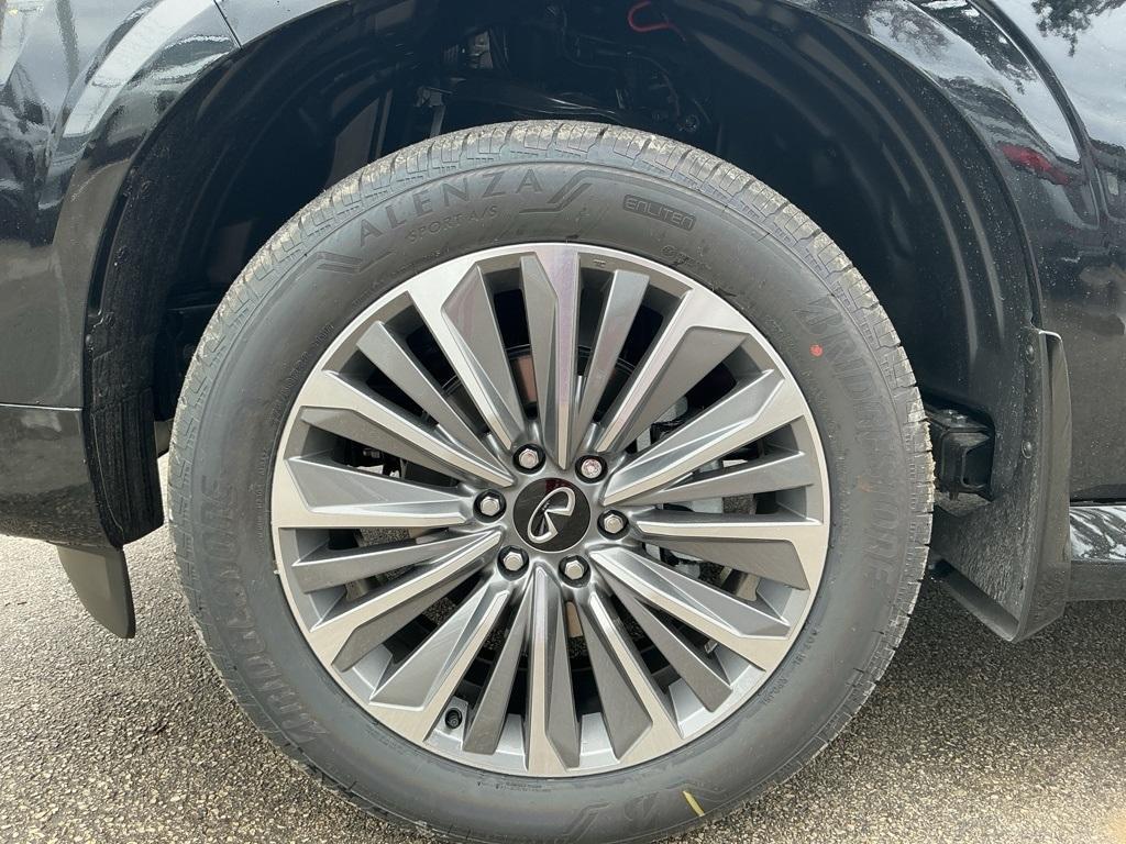 new 2026 INFINITI QX80 car, priced at $91,640
