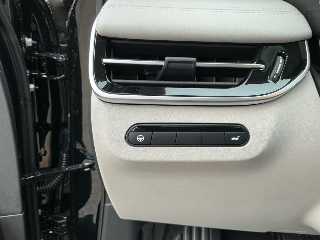 new 2026 INFINITI QX60 car, priced at $53,864