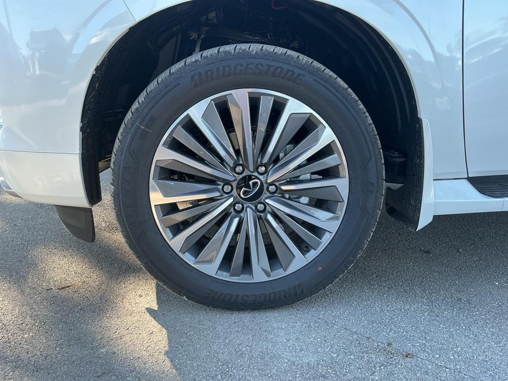 new 2026 INFINITI QX80 car, priced at $89,480