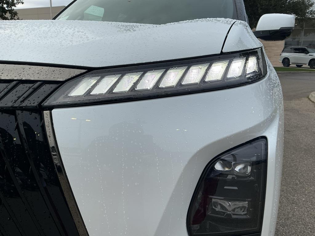 new 2026 INFINITI QX80 car, priced at $104,860