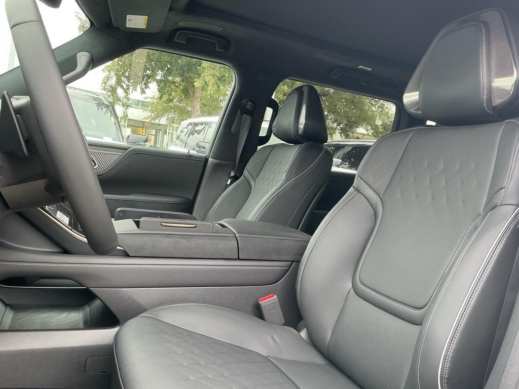 new 2026 INFINITI QX80 car, priced at $111,980