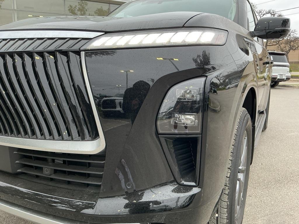 new 2026 INFINITI QX80 car, priced at $79,800