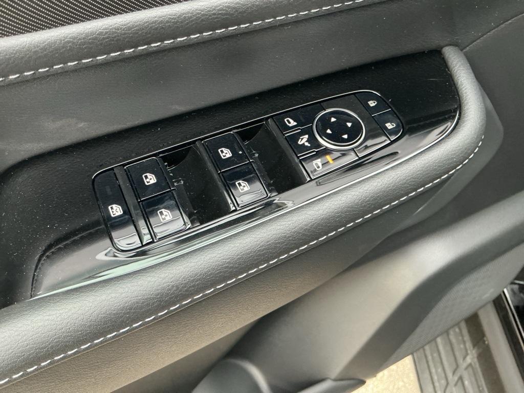 new 2026 INFINITI QX80 car, priced at $79,800