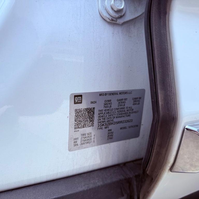 used 2024 GMC Yukon car, priced at $52,198