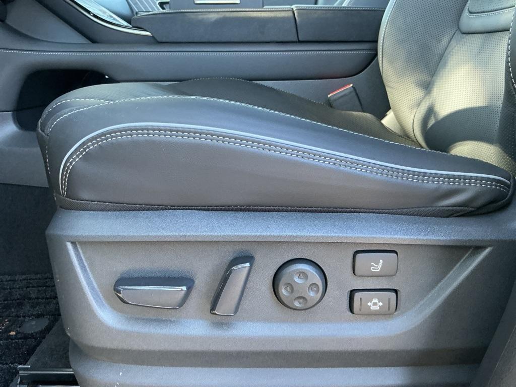 new 2026 INFINITI QX80 car, priced at $109,780