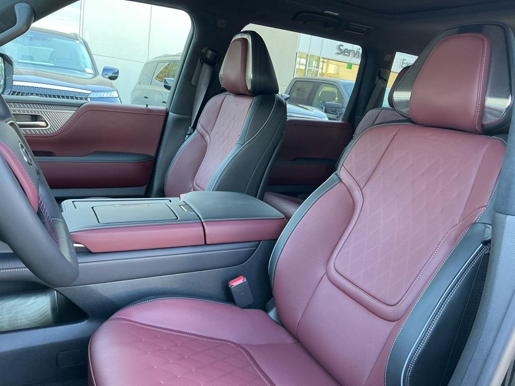 new 2026 INFINITI QX80 car, priced at $110,775