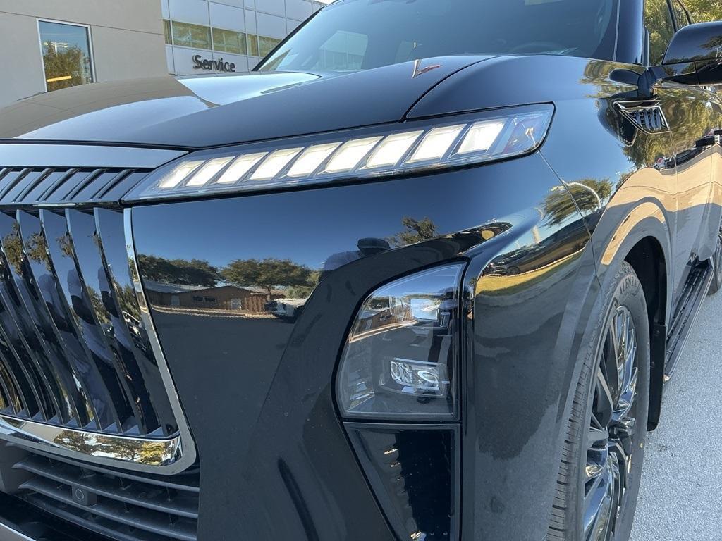 new 2026 INFINITI QX80 car, priced at $110,775