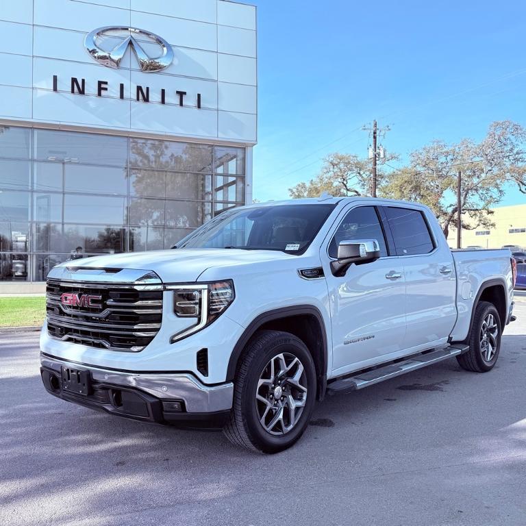 used 2024 GMC Sierra 1500 car, priced at $40,487