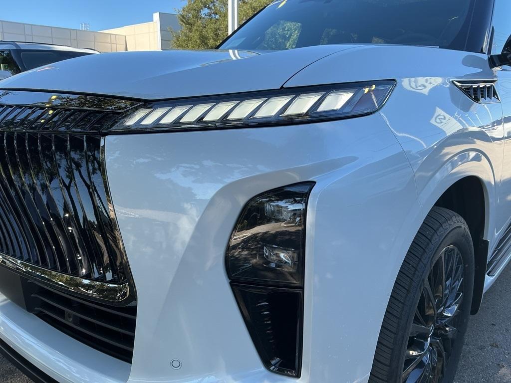 new 2026 INFINITI QX80 car, priced at $109,260