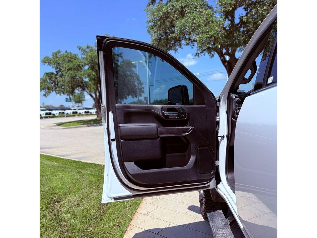 used 2022 Chevrolet Silverado 2500 car, priced at $44,888