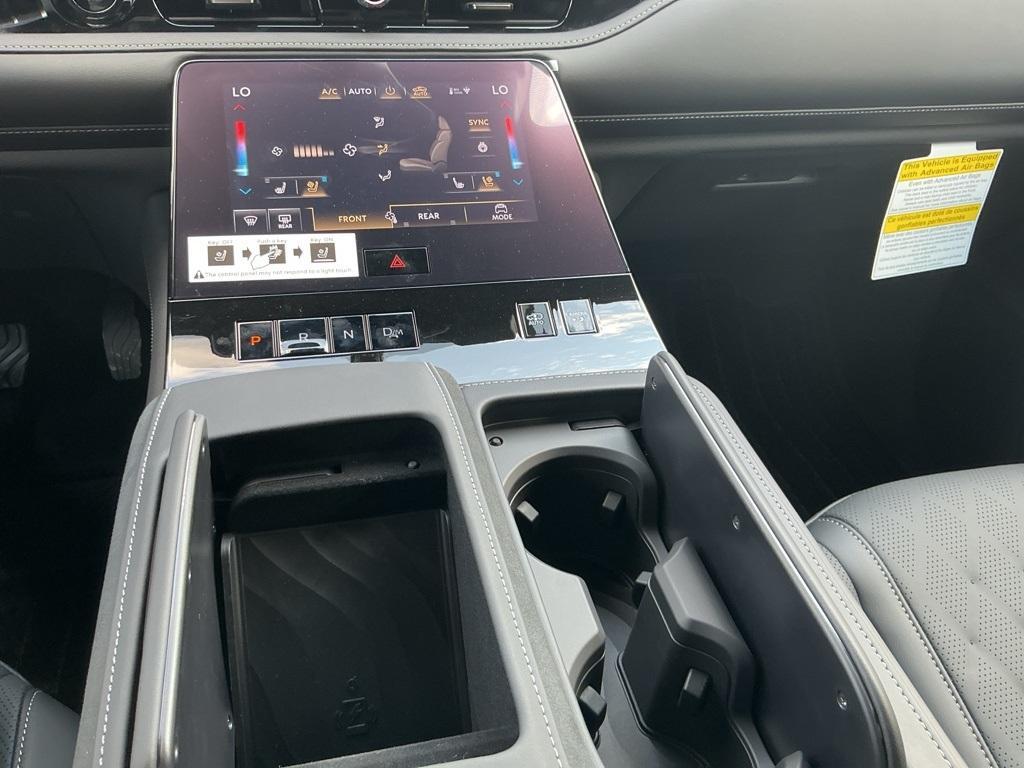 new 2026 INFINITI QX80 car, priced at $110,829