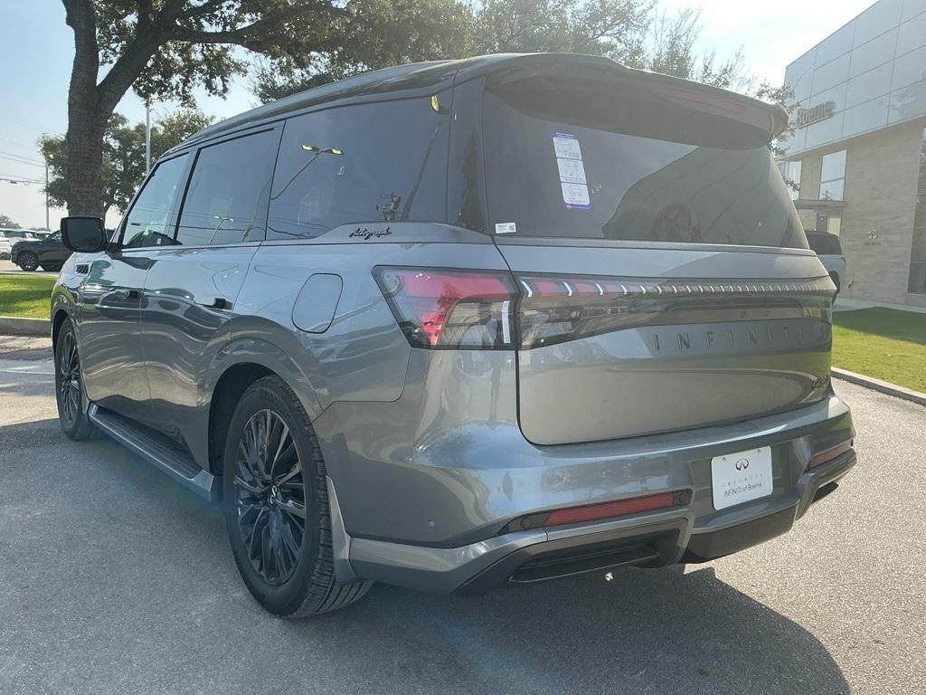 new 2026 INFINITI QX80 car, priced at $105,655