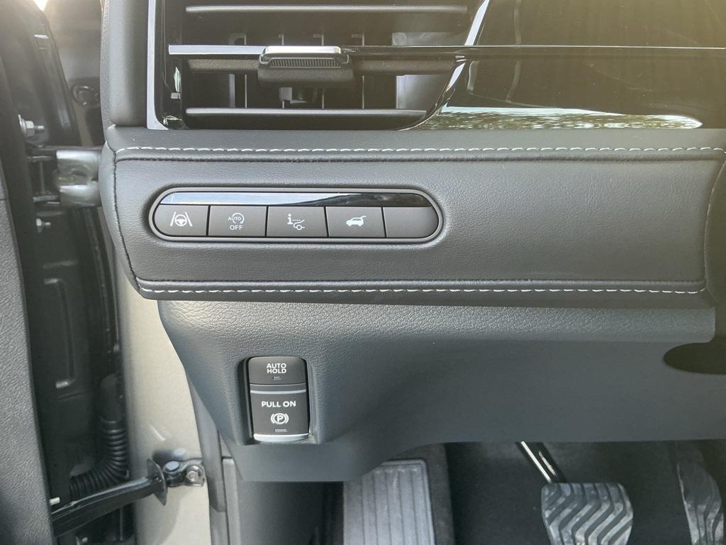 new 2026 INFINITI QX80 car, priced at $105,655