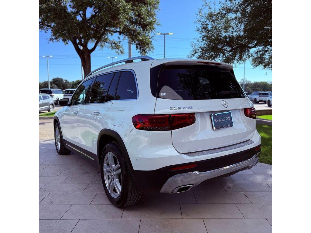 used 2023 Mercedes-Benz GLB 250 car, priced at $29,005