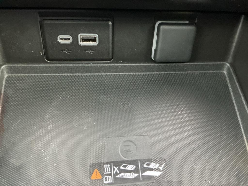 used 2024 Chevrolet Tahoe car, priced at $55,500