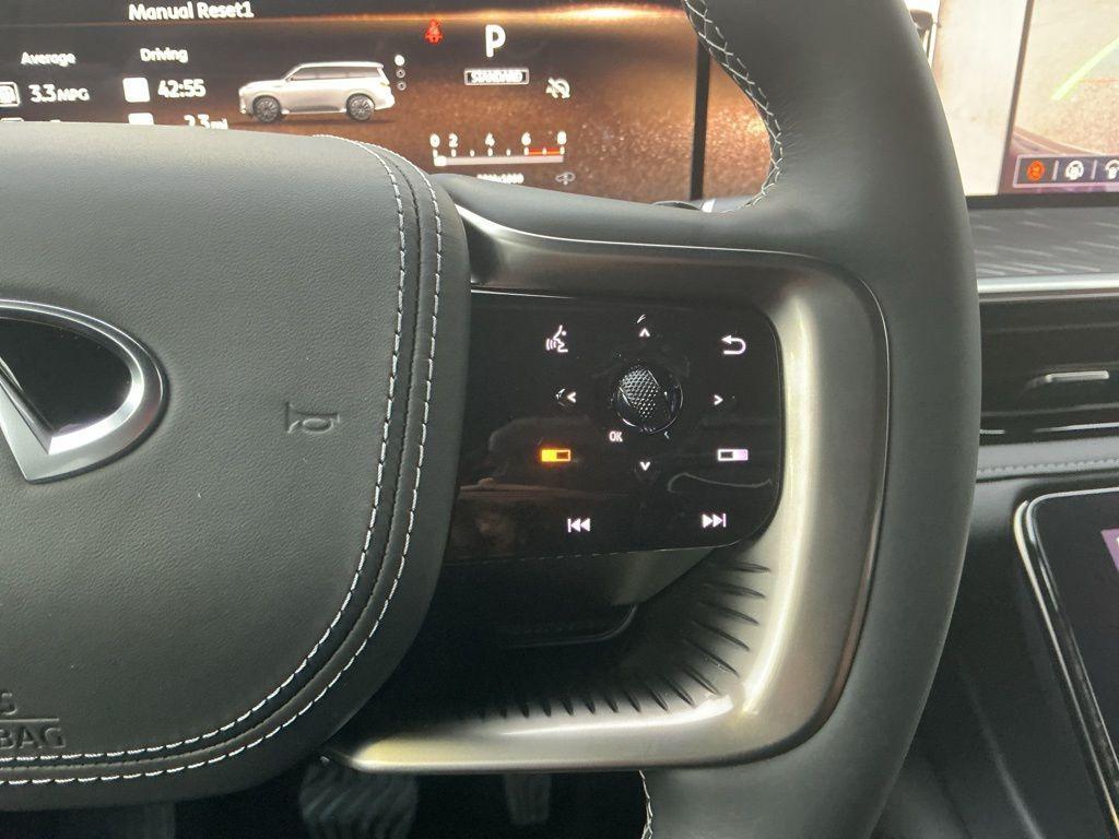 new 2026 INFINITI QX80 car, priced at $101,260