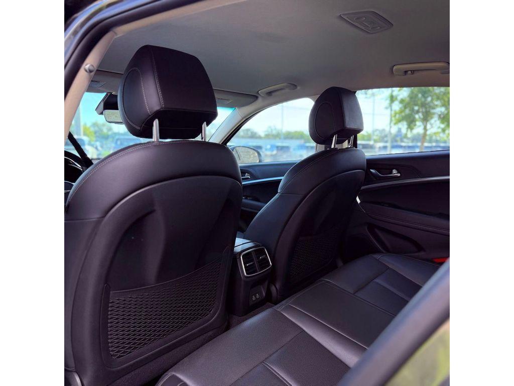 used 2025 Genesis G70 car, priced at $27,089