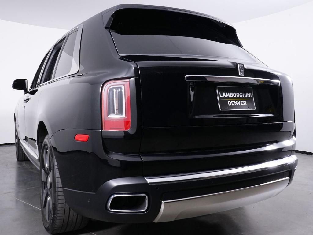 used 2022 Rolls-Royce Cullinan car, priced at $279,900