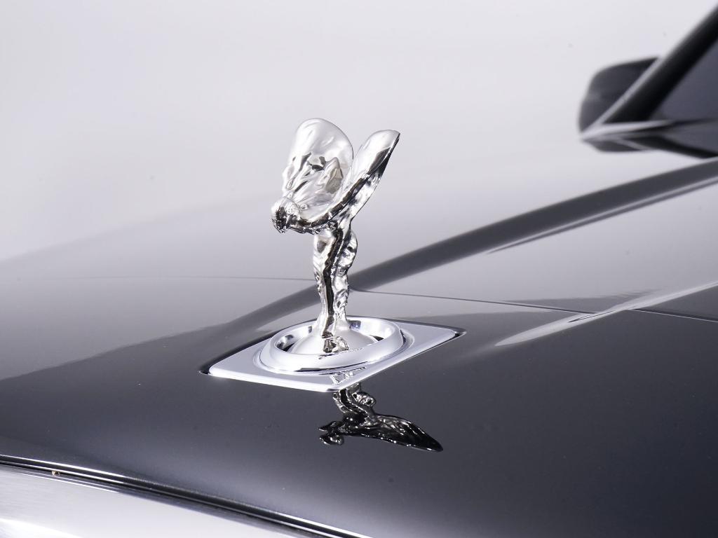 used 2022 Rolls-Royce Cullinan car, priced at $279,900