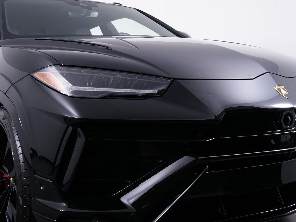 used 2024 Lamborghini Urus car, priced at $253,900
