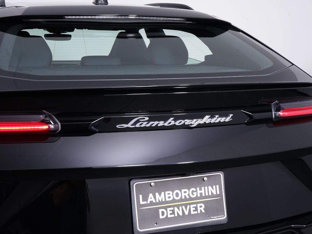 used 2024 Lamborghini Urus car, priced at $253,900