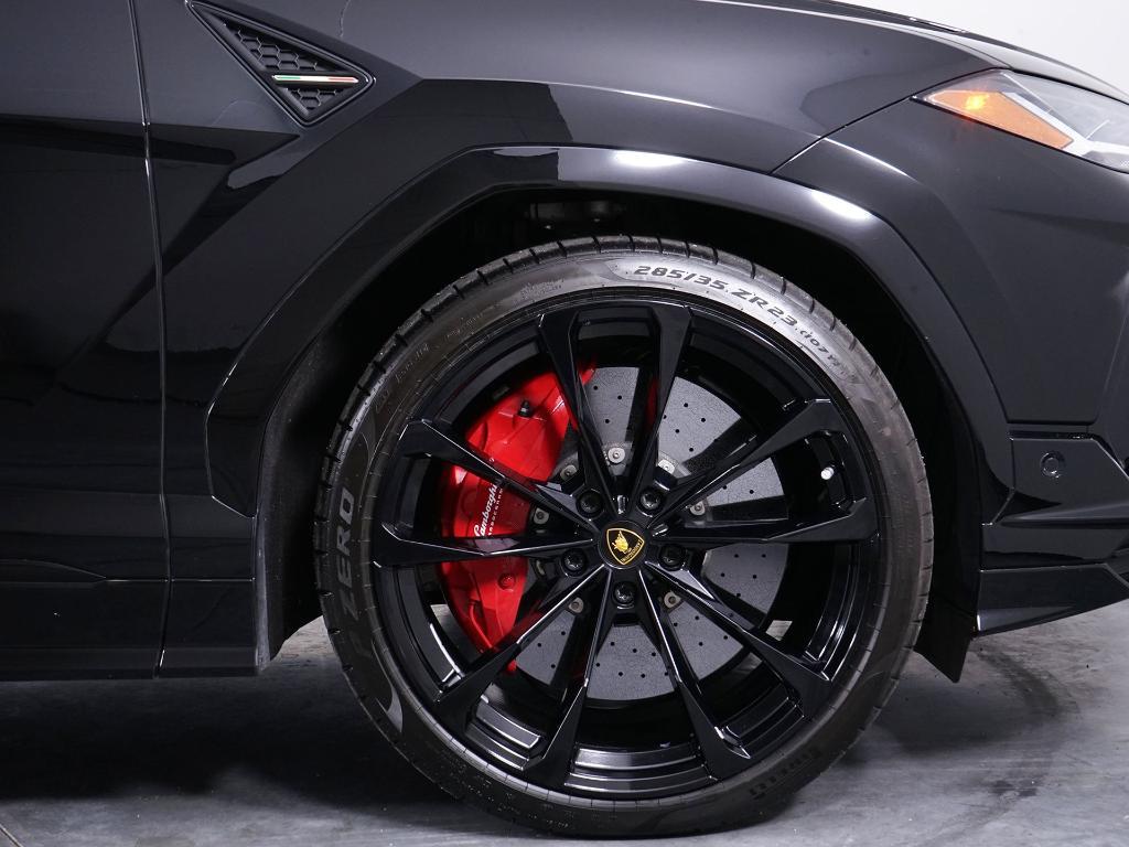 used 2024 Lamborghini Urus car, priced at $253,900
