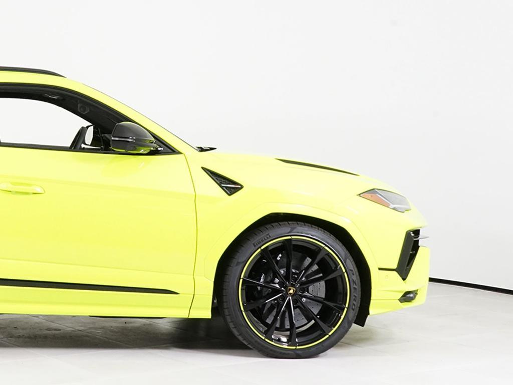 used 2024 Lamborghini Urus car, priced at $280,289