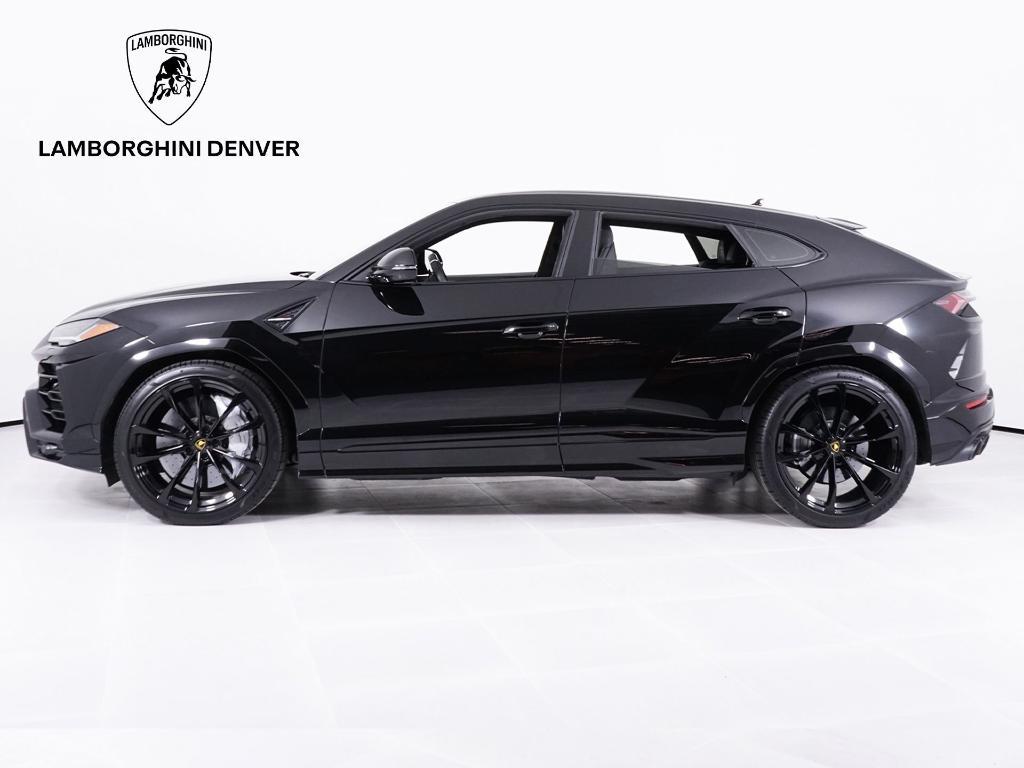used 2022 Lamborghini Urus car, priced at $218,991