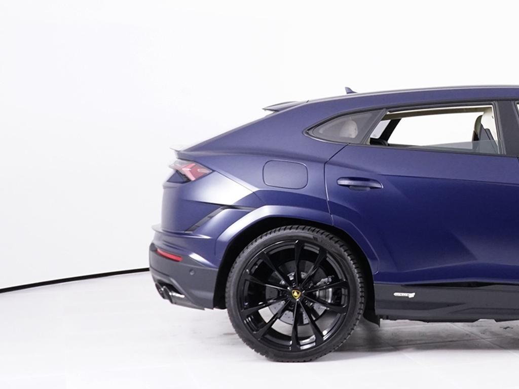 used 2024 Lamborghini Urus car, priced at $269,991
