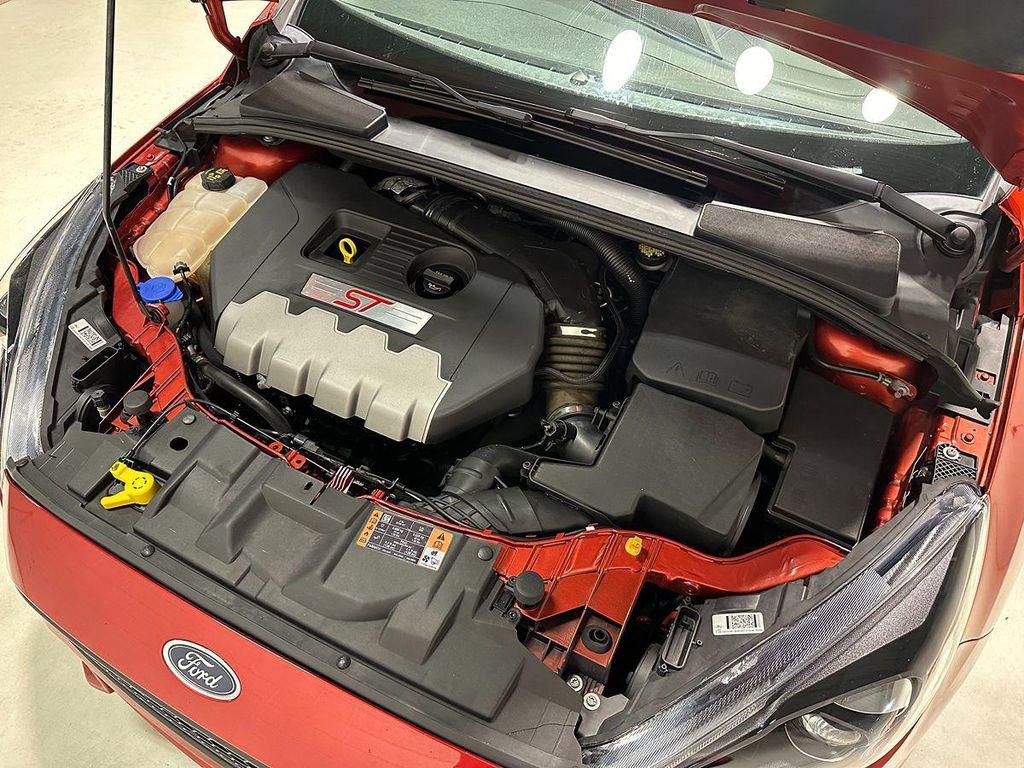 used 2018 Ford Focus ST car, priced at $22,977