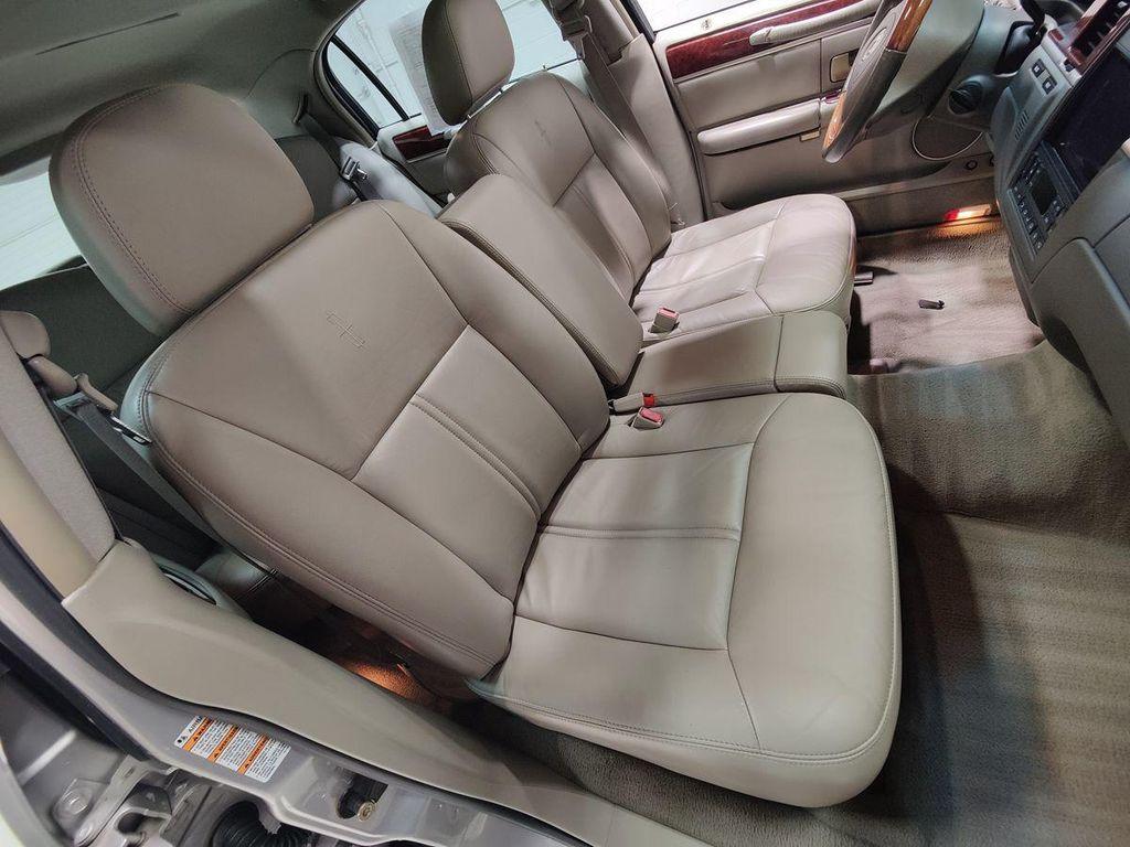 used 2004 Lincoln Town Car car, priced at $14,995