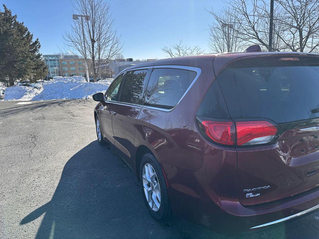 used 2018 Chrysler Pacifica car, priced at $14,452