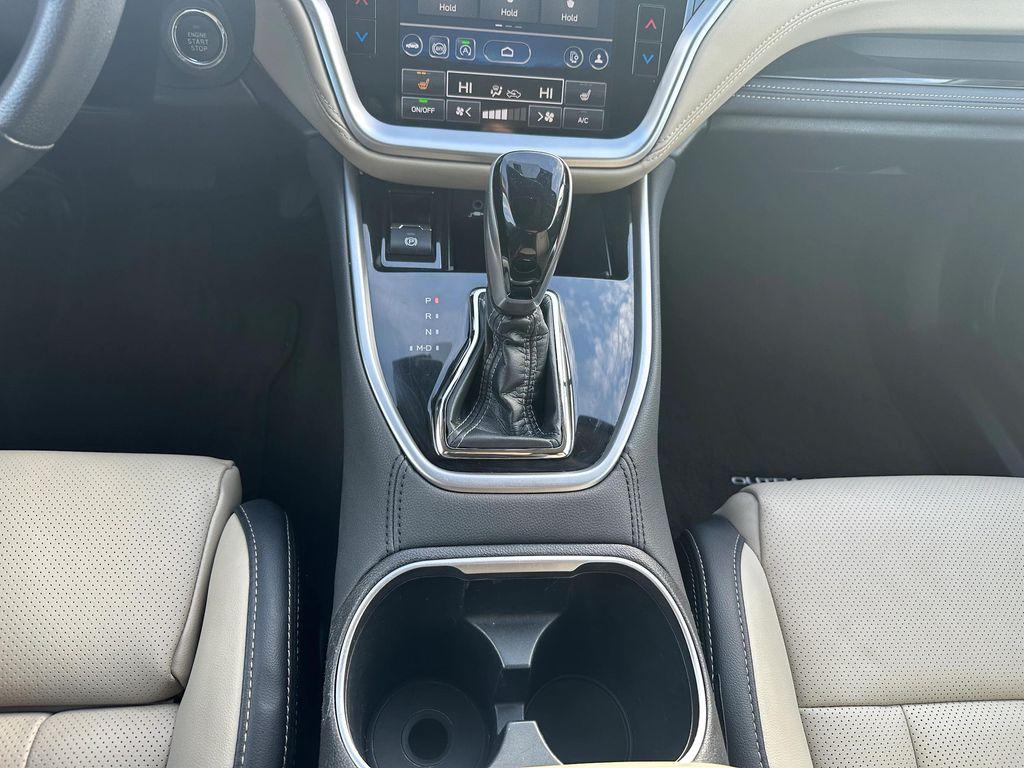 used 2023 Subaru Outback car, priced at $29,998