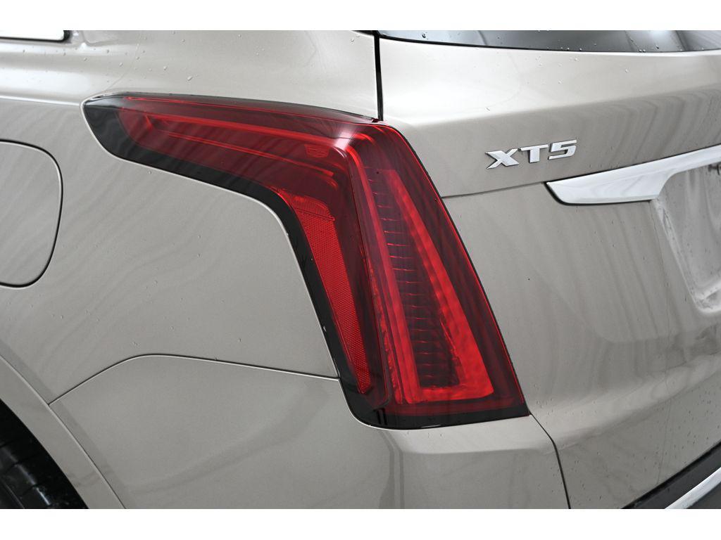 used 2023 Cadillac XT5 car, priced at $34,992